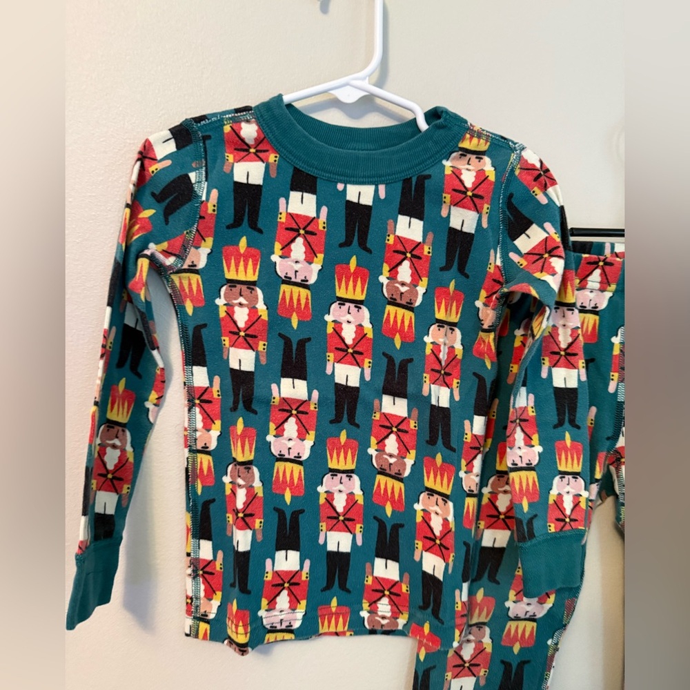 Hanna Andersson Green Nutcracker Pajama Set - Picture 2 of 4